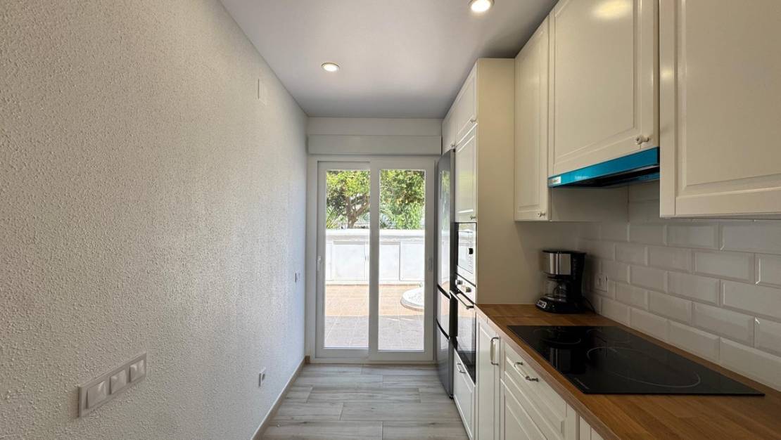 Sale - Villa - Torrevieja - Torrevieja Centro