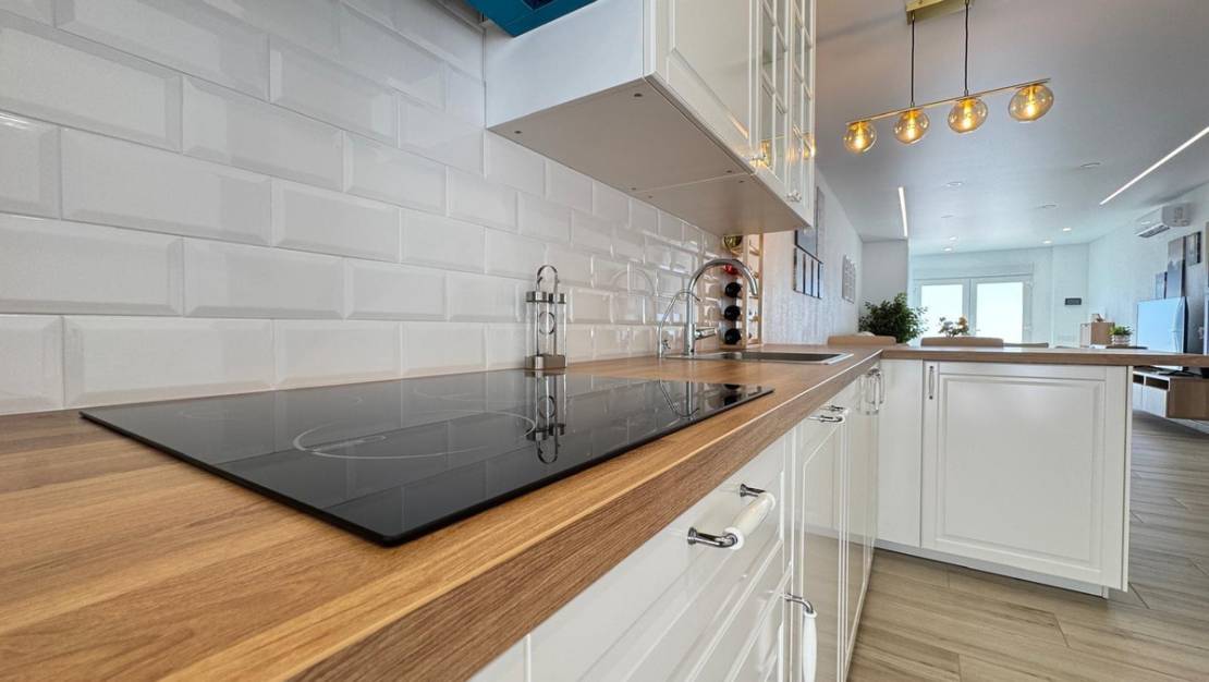 Sale - Villa - Torrevieja - Torrevieja Centro