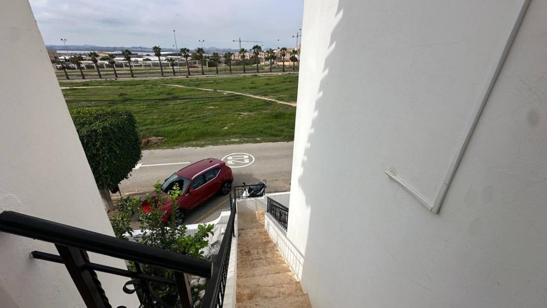 Sale - Villa - Torrevieja - Torrevieja Centro