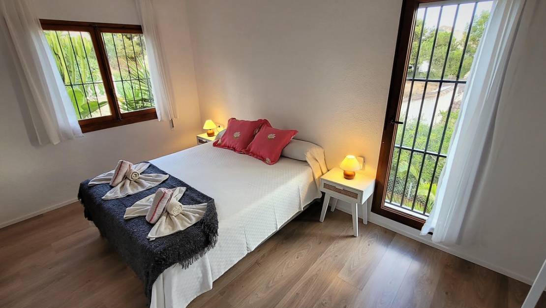 Sale - Villa - Torrevieja - Torrevieja Centro