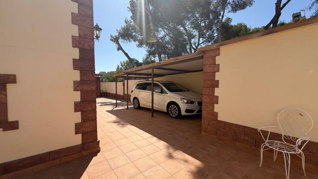 Sale - Villa - Torrevieja - Torrevieja Centro