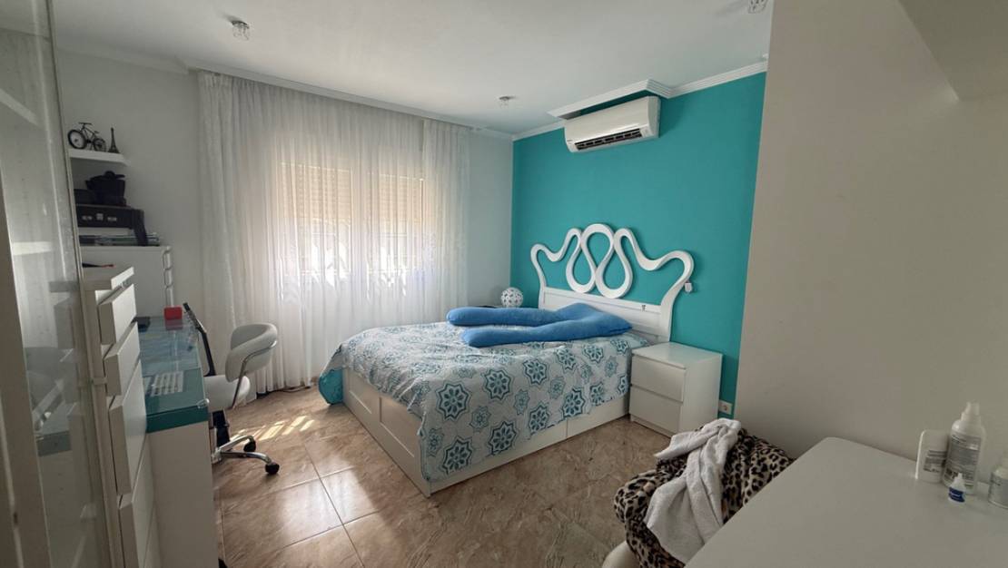 Sale - Villa - Torrevieja - Torrevieja Centro