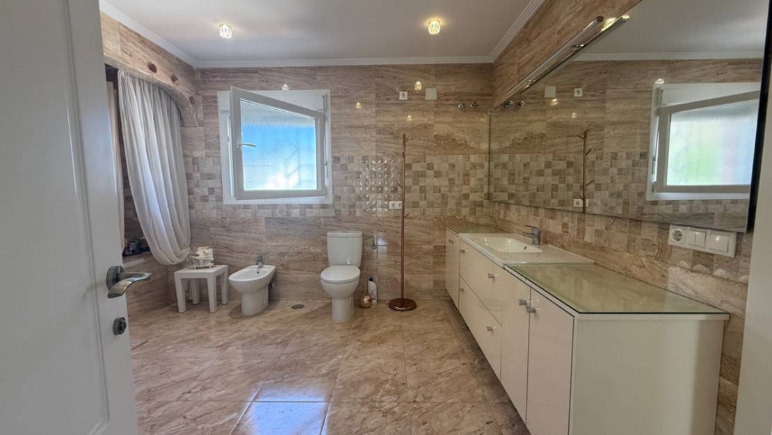 Sale - Villa - Torrevieja - Torrevieja Centro