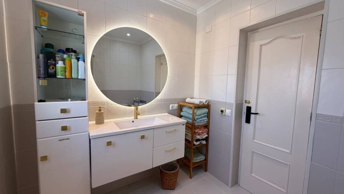 Sale - Villa - Torrevieja - Torrevieja Centro