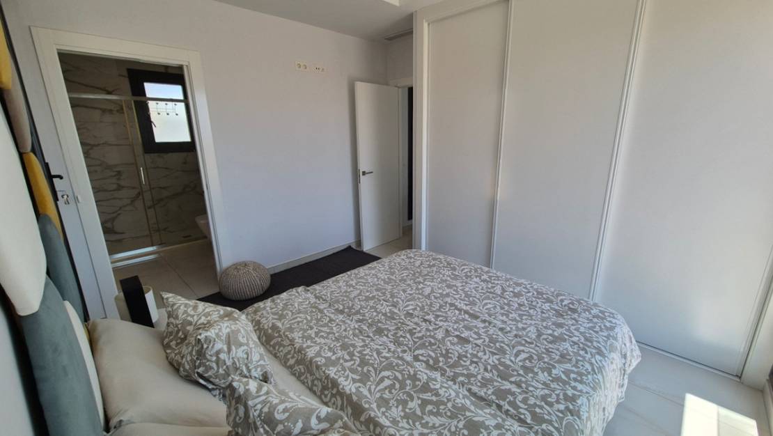 Sale - Villa - Torrevieja - Torrevieja Centro