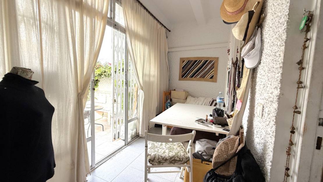 Sale - Villa - Torrevieja - Torrevieja Centro