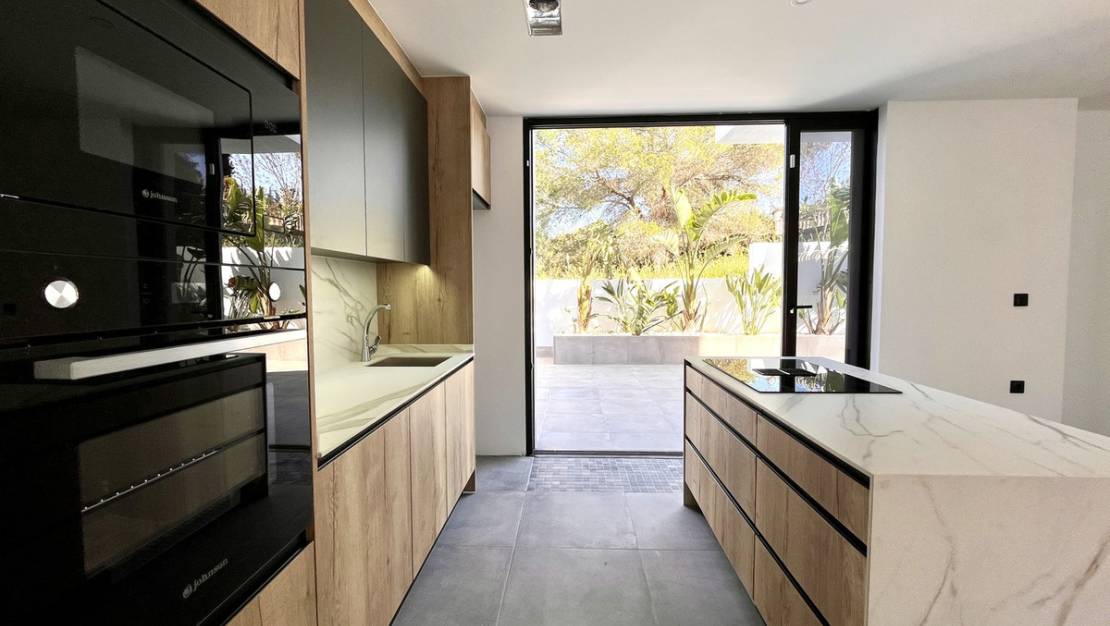 Sale - Villa - Torrevieja - Torrevieja Centro