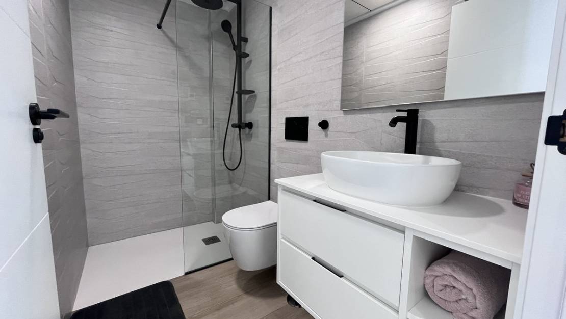 Sale - Villa - Torrevieja - Torrevieja Centro