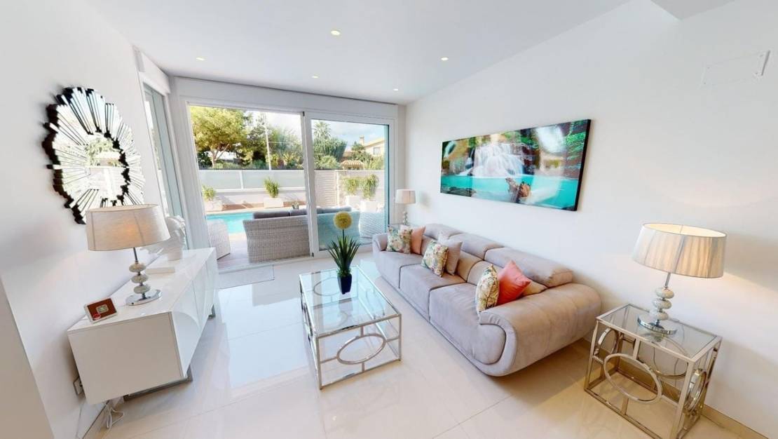 Sale - Villa - Torrevieja - Torrevieja Centro