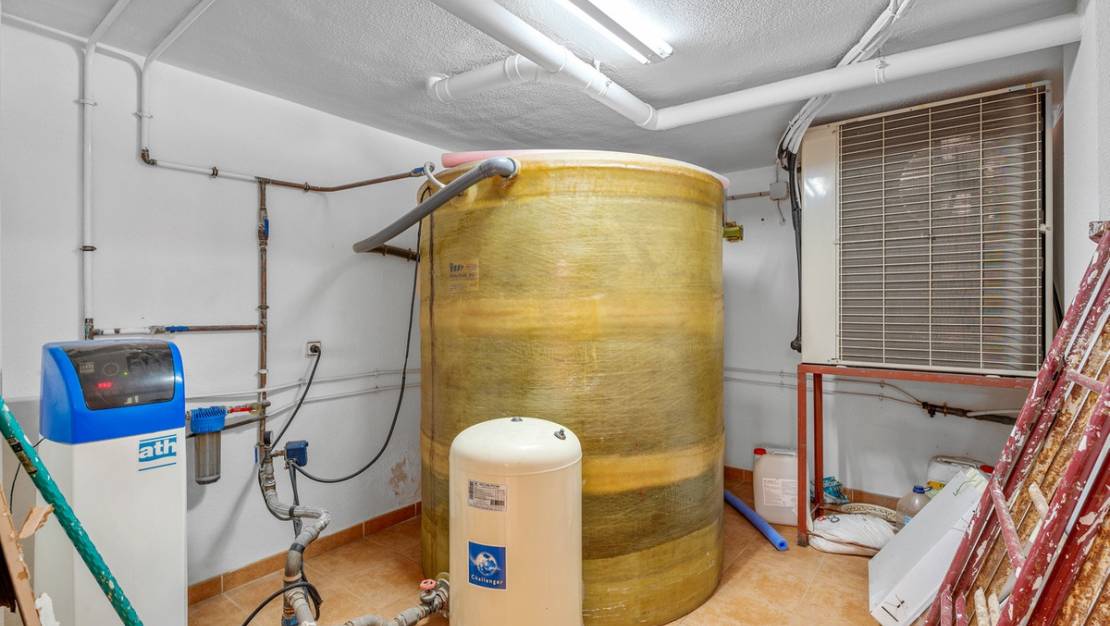 Sale - Villa - Torrevieja - Torrevieja Centro