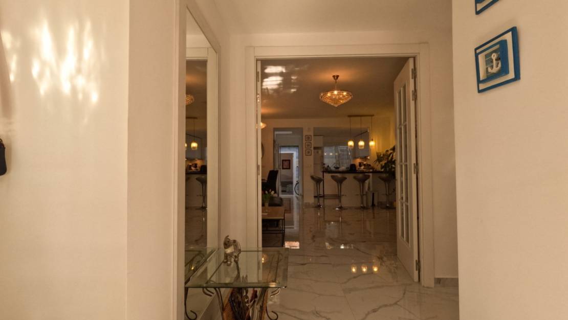 Sale - Villa - Torrevieja - Torrevieja Centro