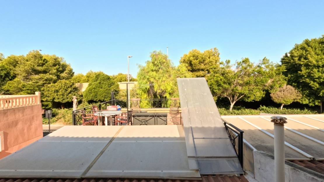 Sale - Villa - Torrevieja - Torrevieja Centro