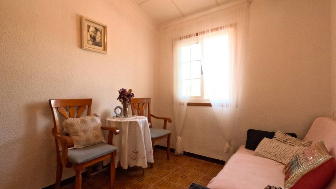 Sale - Villa - Torrevieja - Torrevieja Centro