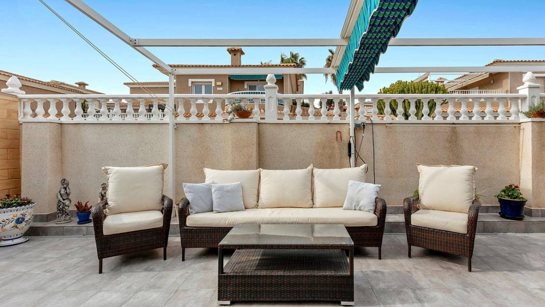 Sale - Villa - Torrevieja - Torrevieja Centro