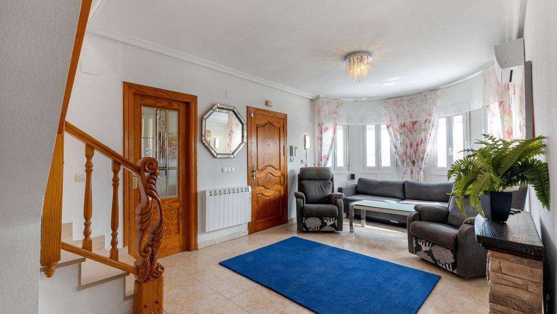 Sale - Villa - Torrevieja - Torrevieja Centro