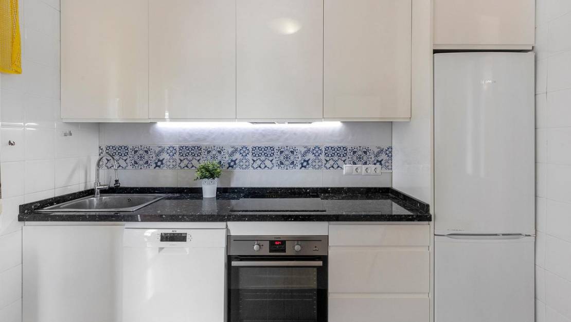 Sale - Villa - Torrevieja - Torrevieja Centro