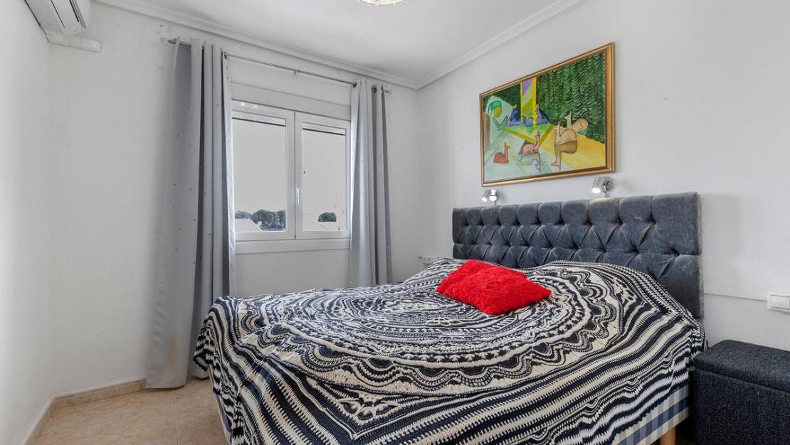 Sale - Villa - Torrevieja - Torrevieja Centro