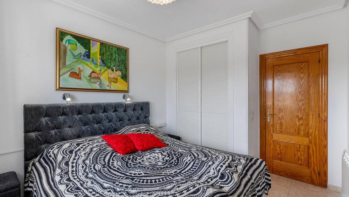 Sale - Villa - Torrevieja - Torrevieja Centro