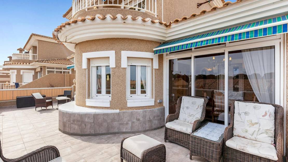Sale - Villa - Torrevieja - Torrevieja Centro