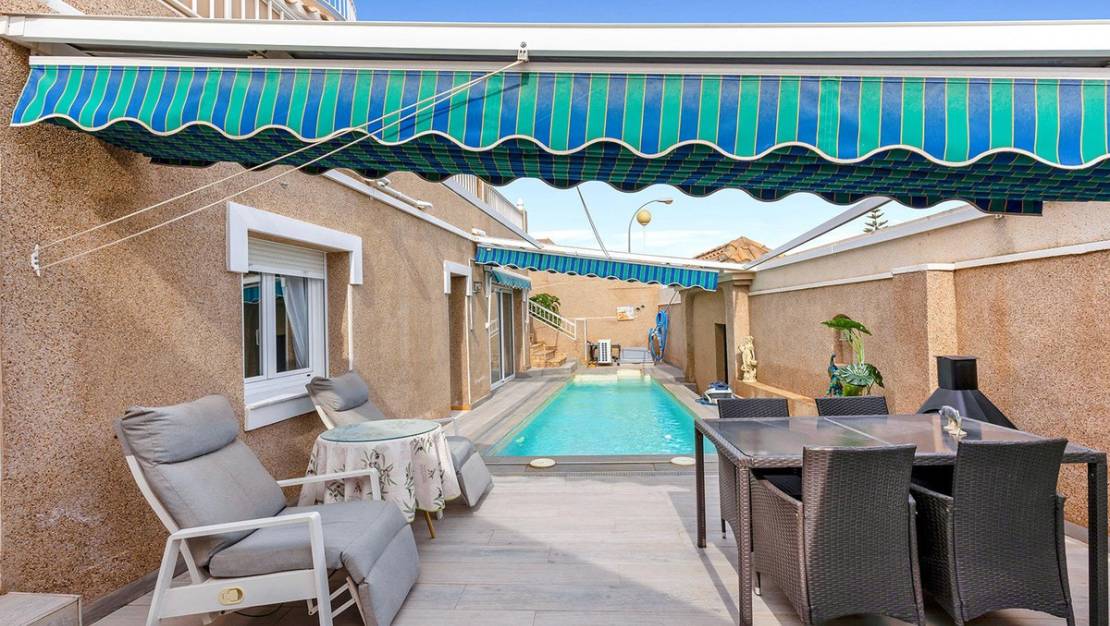 Sale - Villa - Torrevieja - Torrevieja Centro