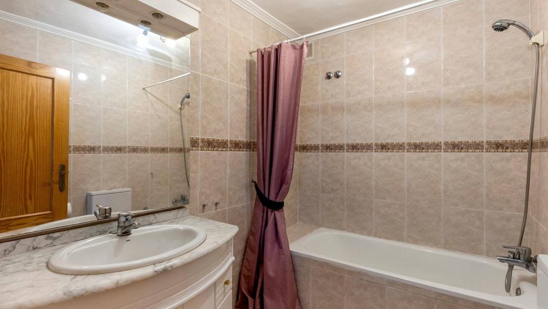 Sale - Villa - Torrevieja - Torrevieja Centro