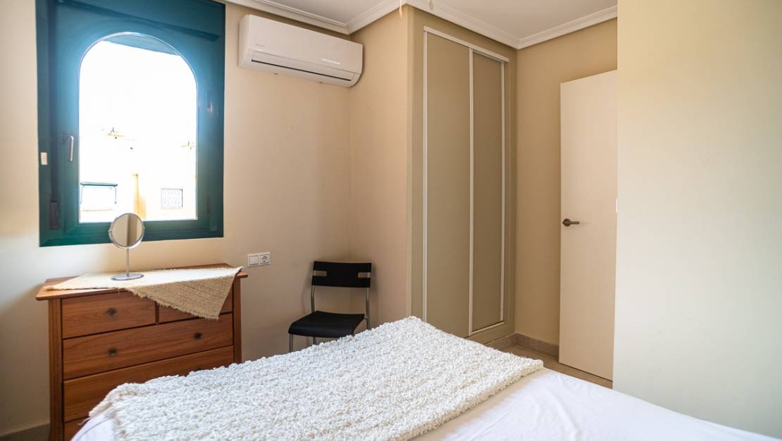 Sale - Villa - Torrevieja - Torrevieja Centro