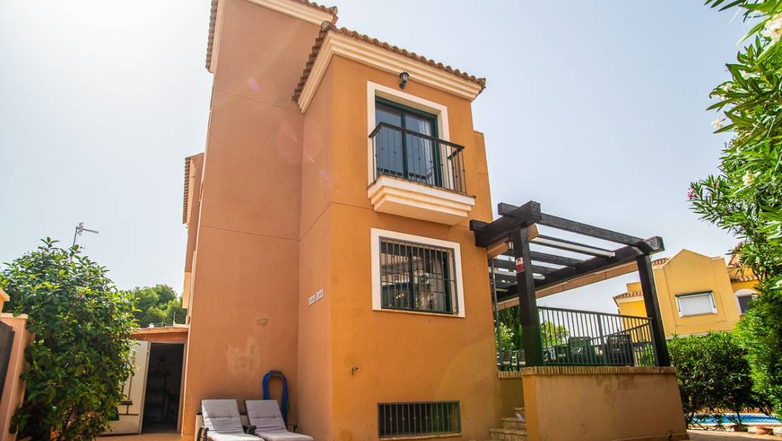 Sale - Villa - Torrevieja - Torrevieja Centro