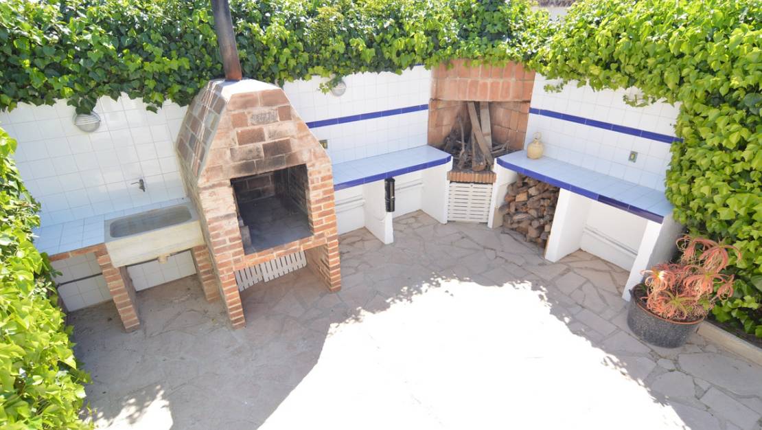 Sale - Villa - Torrevieja - Torrevieja Centro