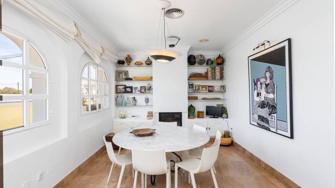 Sale - Villa - Torrevieja - Torrevieja Centro