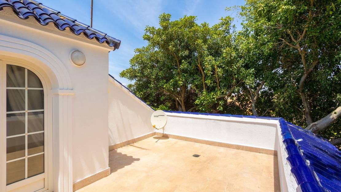 Sale - Villa - Torrevieja - Torrevieja Centro