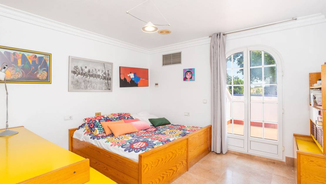 Sale - Villa - Torrevieja - Torrevieja Centro