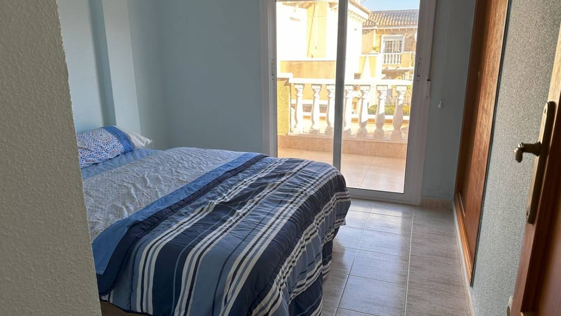 Sale - Villa - Torrevieja - Torrevieja Centro