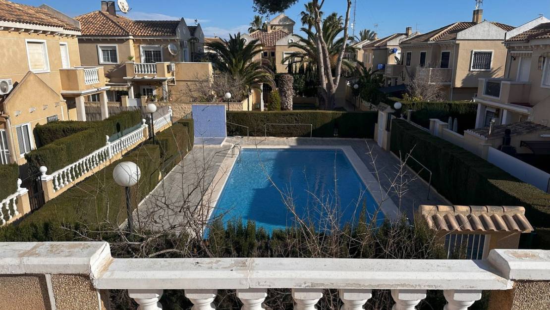 Sale - Villa - Torrevieja - Torrevieja Centro