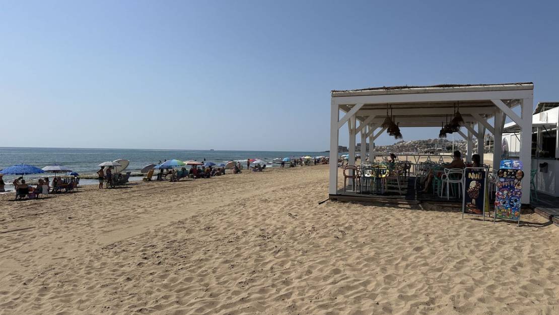 Sale - Villa - Torrevieja - Torrevieja Centro