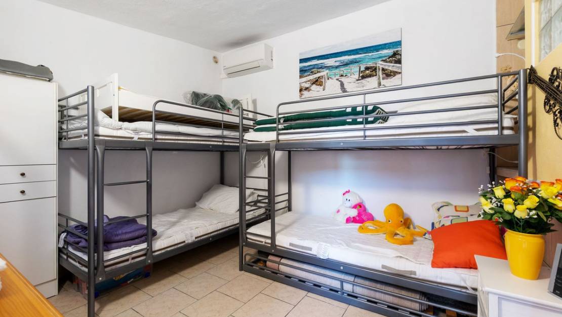 Sale - Villa - Torrevieja - Torrevieja Centro