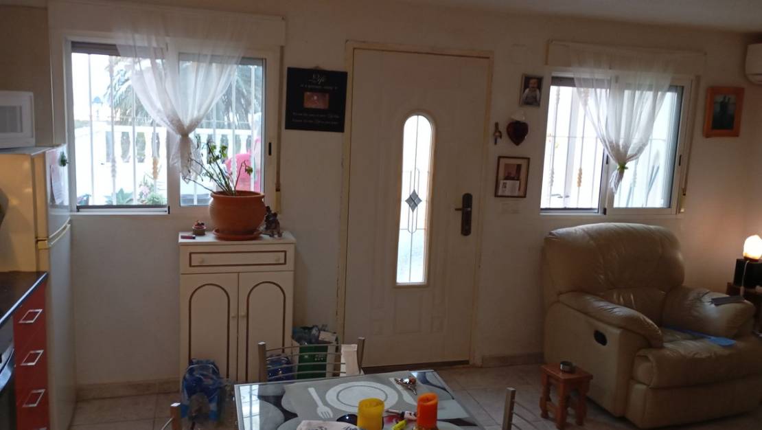 Sale - Villa - Torrevieja - Torrevieja Centro