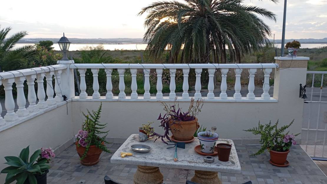 Sale - Villa - Torrevieja - Torrevieja Centro