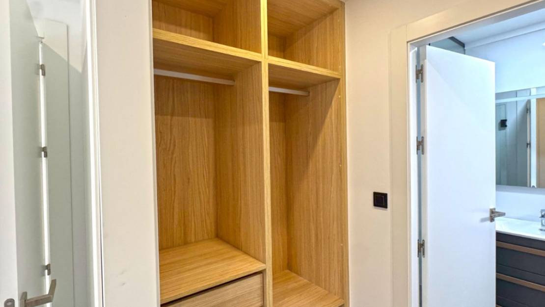 Sale - Villa - Torrevieja - Torrevieja Centro