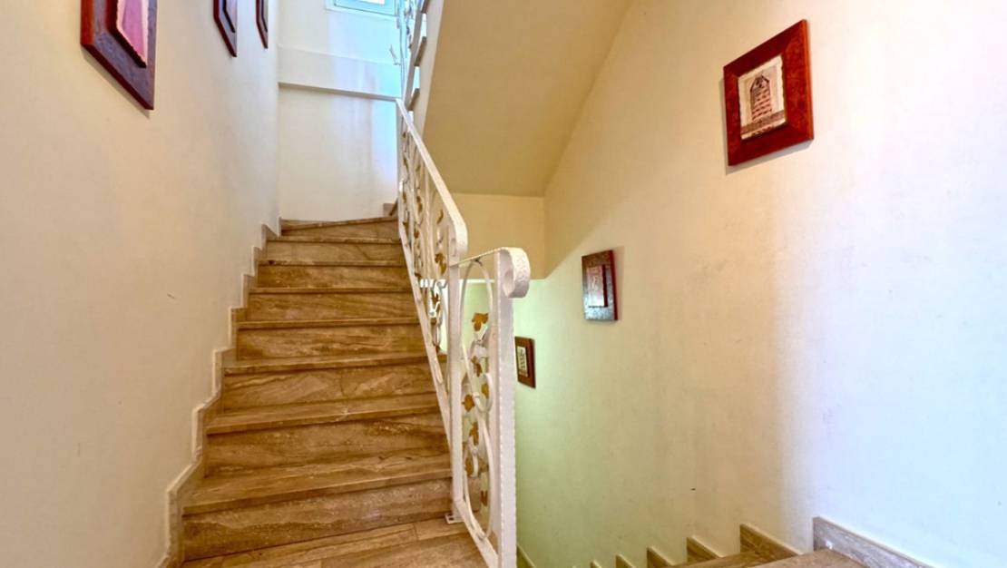 Sale - Villa - Torrevieja - Torrevieja Centro