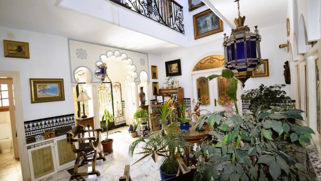 Sale - Villa - Torrevieja - Torrevieja Centro