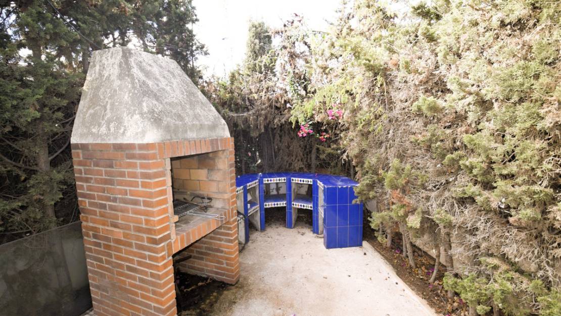 Sale - Villa - Torrevieja - Torrevieja Centro