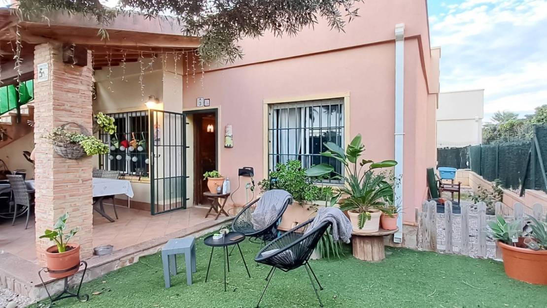 Sale - Villa - Torrevieja - Torrevieja Centro