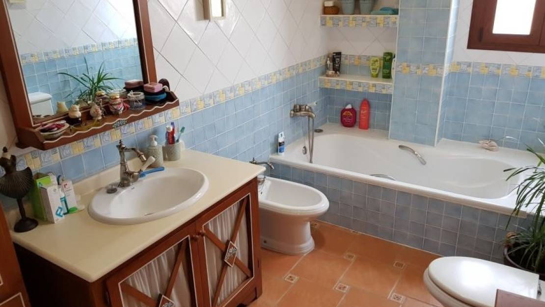 Sale - Villa - Torrevieja - Torrevieja Centro