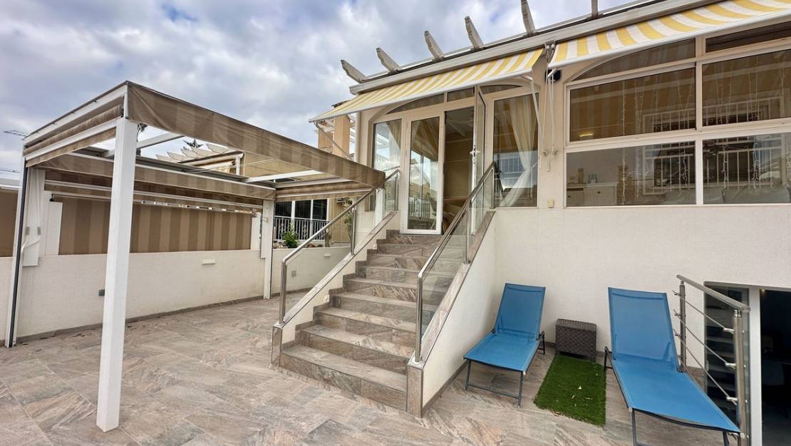 Sale - Villa - Torrevieja - Torrevieja Centro