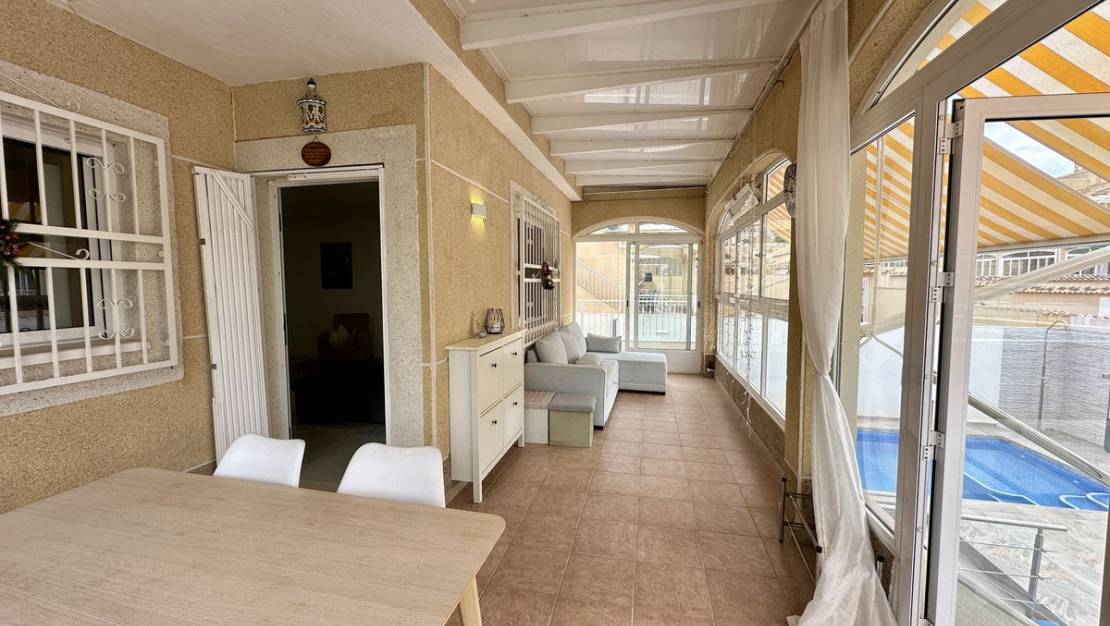 Sale - Villa - Torrevieja - Torrevieja Centro