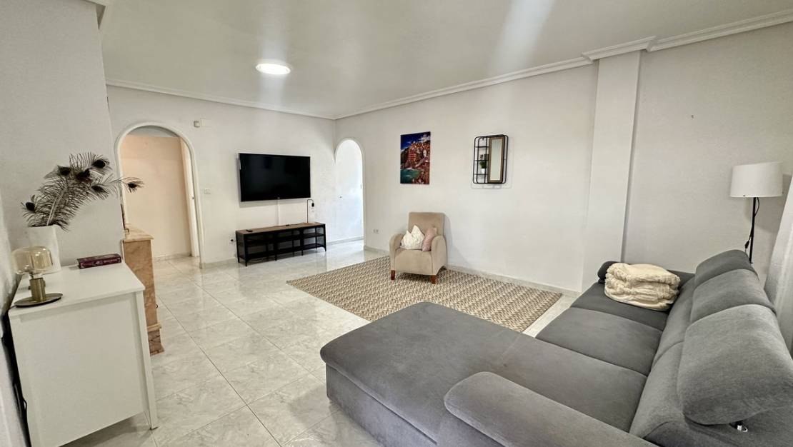 Sale - Villa - Torrevieja - Torrevieja Centro