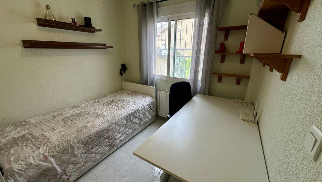 Sale - Villa - Torrevieja - Torrevieja Centro