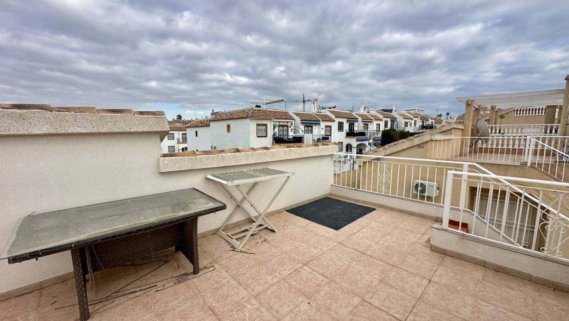 Sale - Villa - Torrevieja - Torrevieja Centro