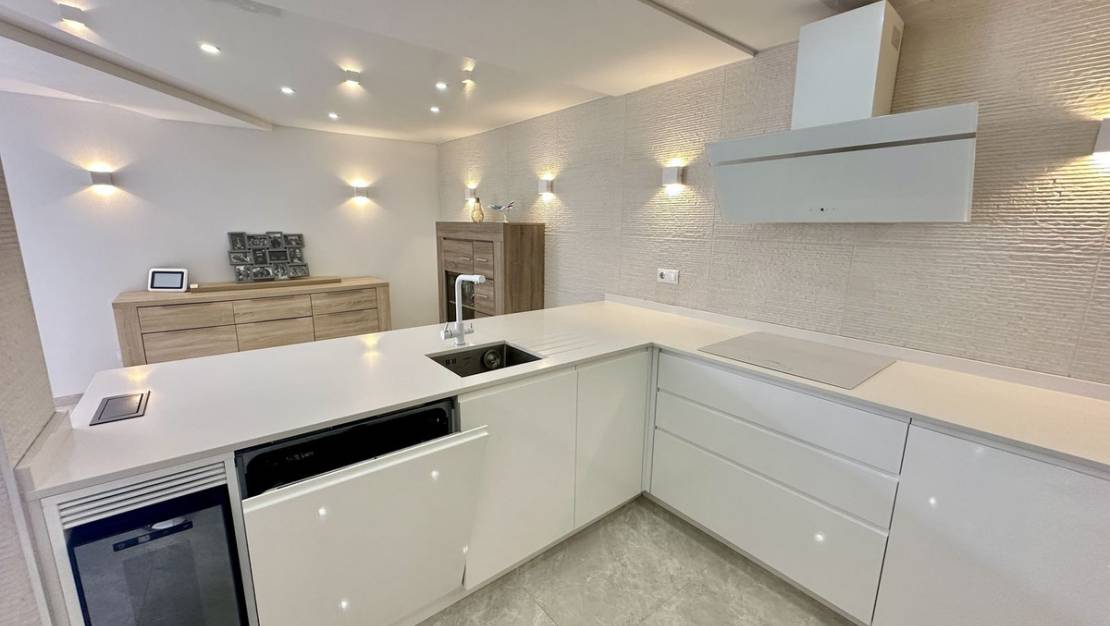 Sale - Villa - Torrevieja - Torrevieja Centro