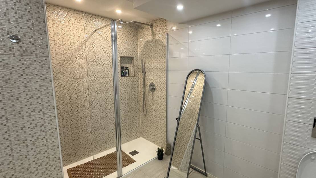 Sale - Villa - Torrevieja - Torrevieja Centro